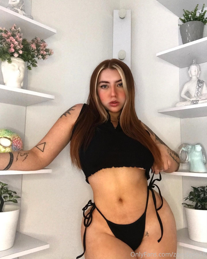 Photo by zoeyteen18 published on October 16,2023 09:11:23 - BestThots
