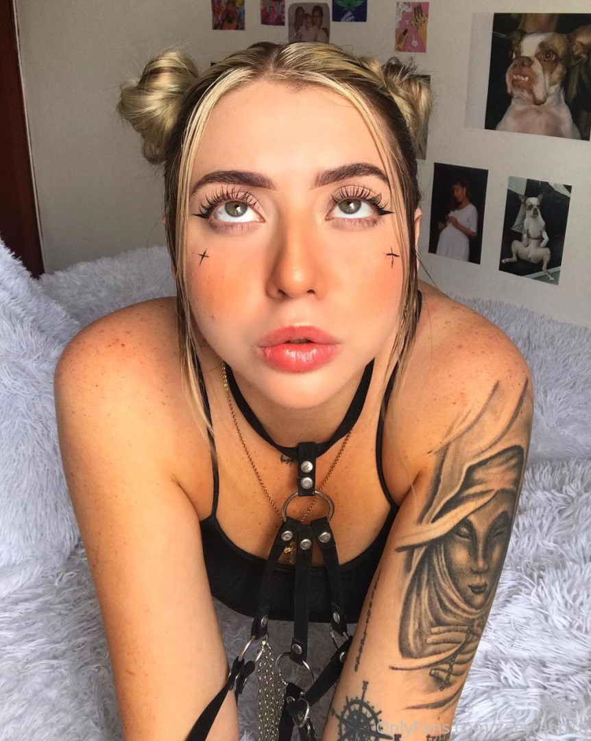 Photo by zoeyteen18 published on October 16,2023 09:29:36 - BestThots