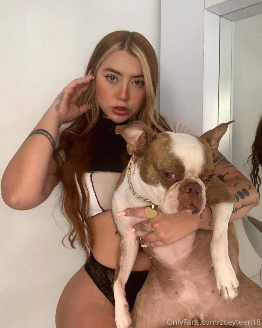 Photo by zoeyteen18 published on October 16,2023 09:30:01 - BestThots