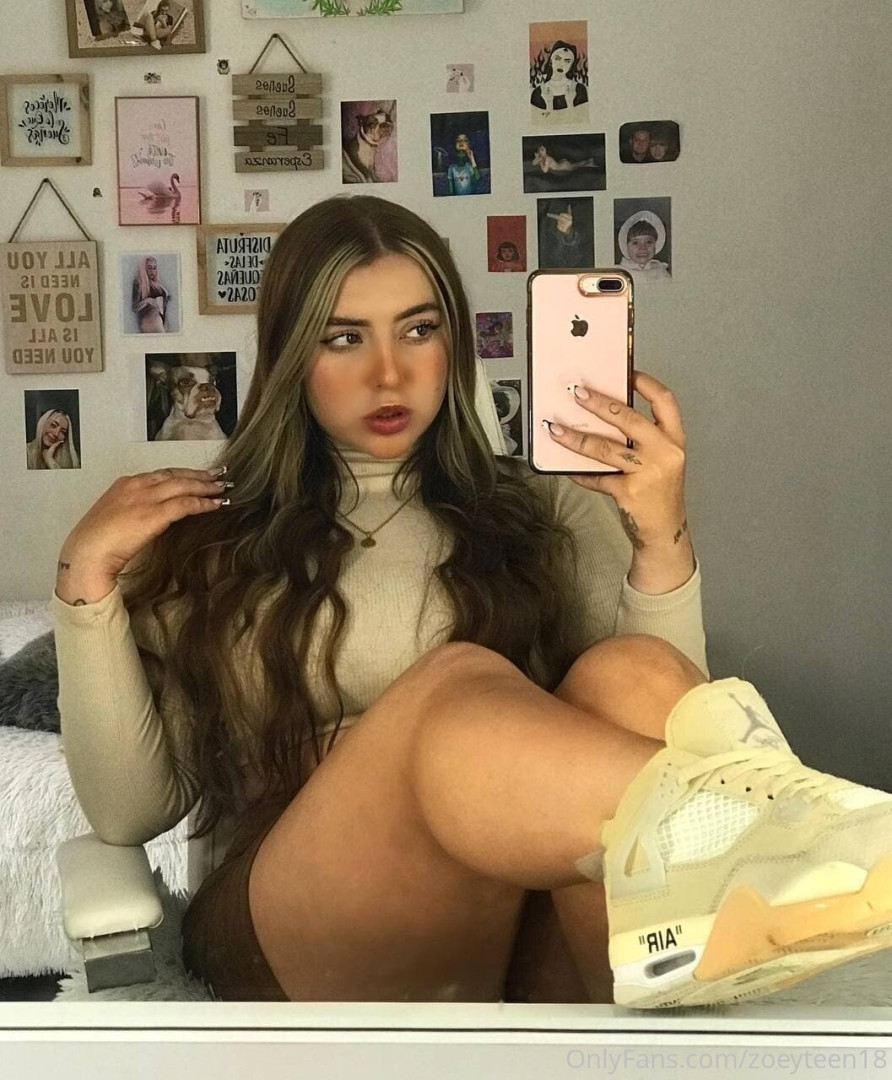 Photo by zoeyteen18 published on October 16,2023 09:47:36 - BestThots