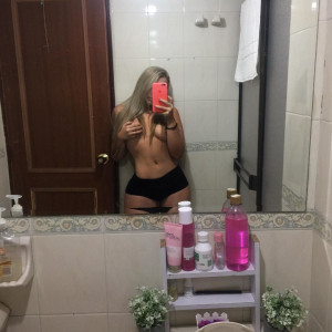 zoeyteen18 #6987244