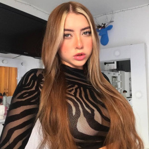 zoeyteen18 #6987910