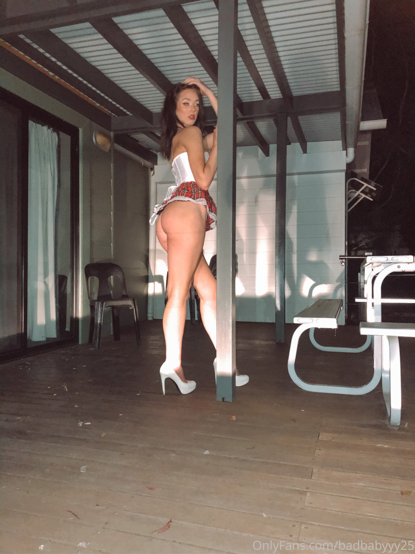 Photo by badbabbbyy25 published on November 29,2023 02:40:23 - BestThots