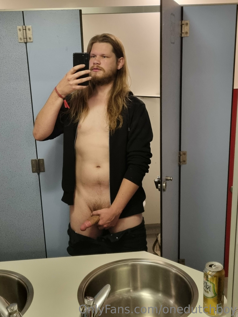 Photo by onedutchboy published on October 16,2023 11:10:13 - BestThots