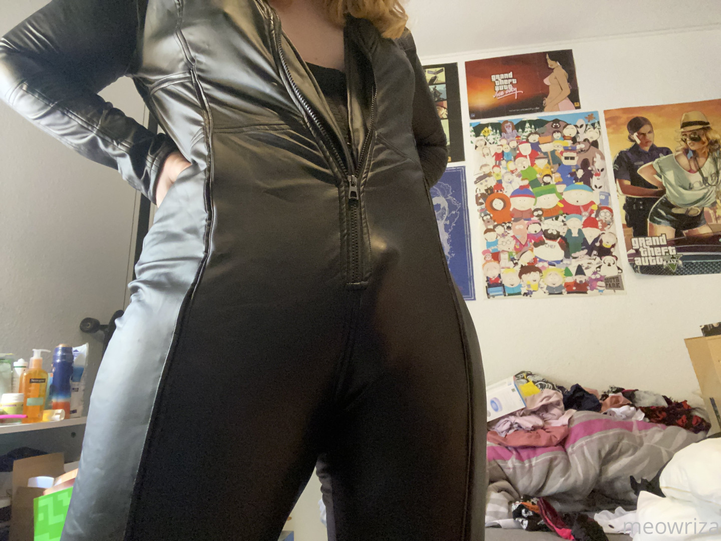 Photo by meowriza published on October 16,2023 08:29:10 - BestThots