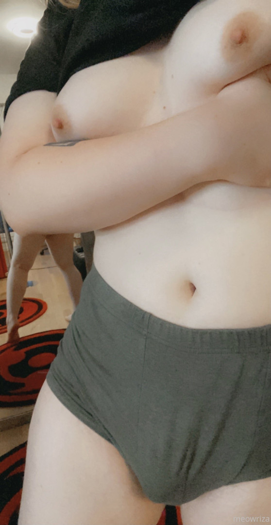 Photo by meowriza published on October 16,2023 09:06:38 - BestThots