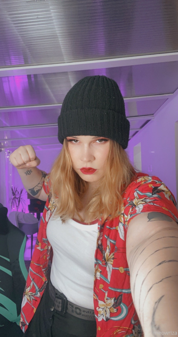 Photo by meowriza published on October 16,2023 09:37:03 - BestThots