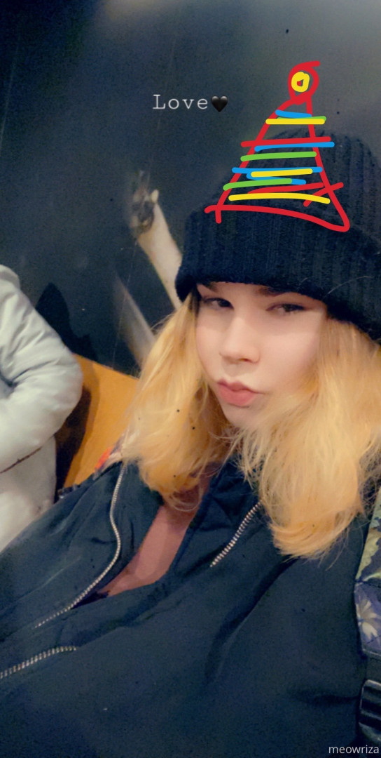 Photo by meowriza published on October 16,2023 09:47:48 - BestThots