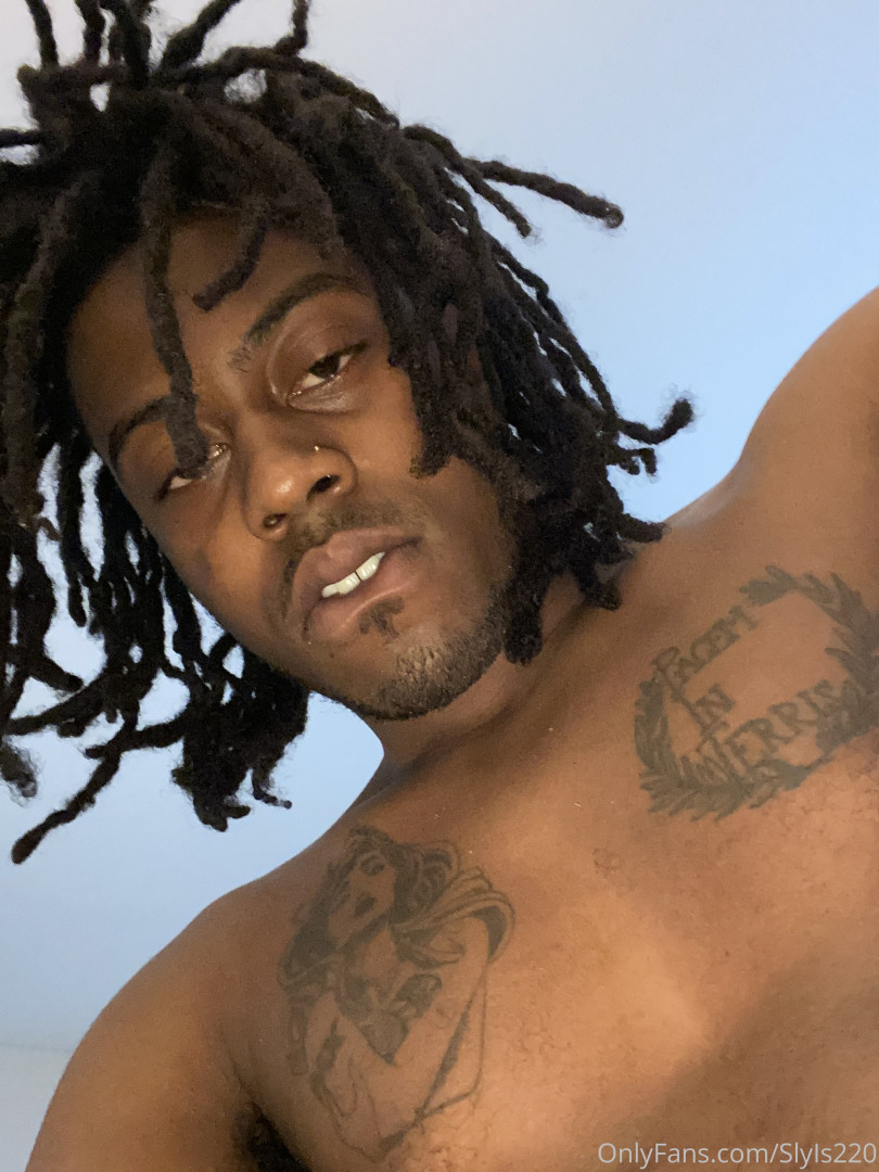 Photo by slyis220 published on May 17,2023 22:16:50 - BestThots