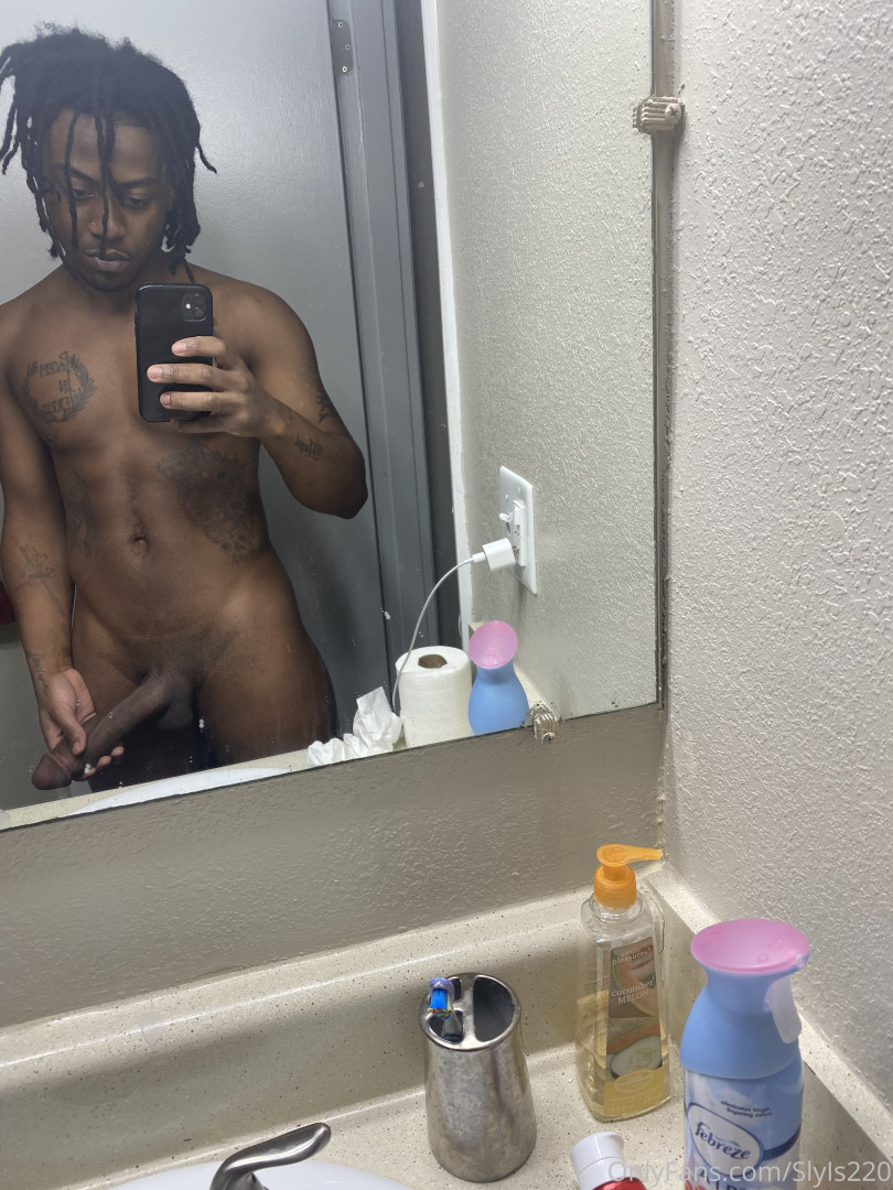 Photo by slyis220 published on May 17,2023 22:17:39 - BestThots