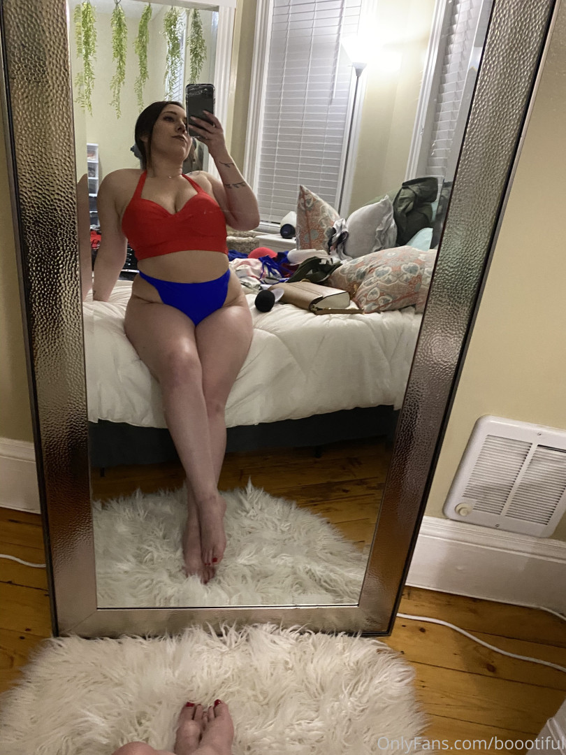 Photo by jaimeleecomedy published on August 7,2023 14:09:44 - BestThots