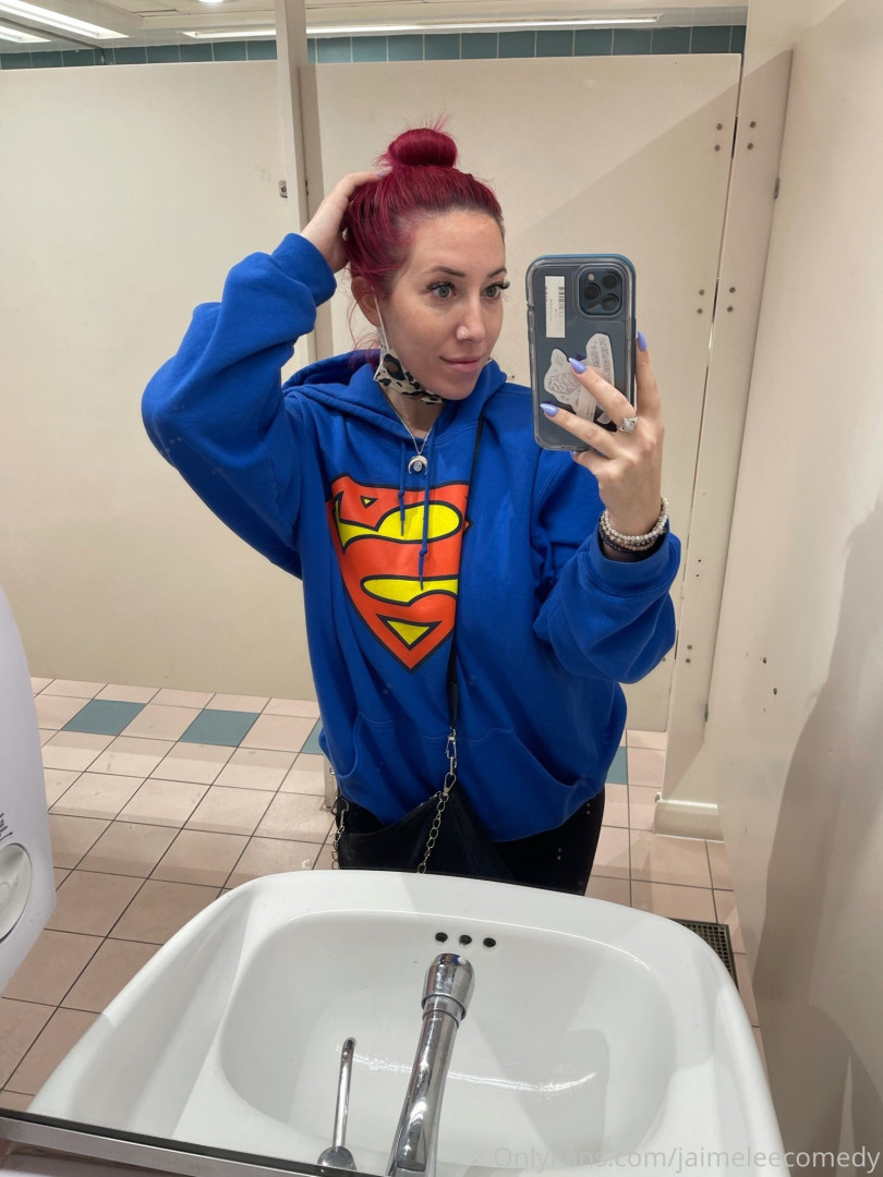 Photo by jaimeleecomedy published on August 7,2023 14:20:21 - BestThots