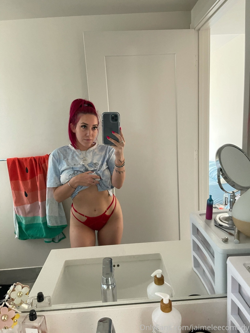 Photo by jaimeleecomedy published on August 7,2023 14:24:20 - BestThots