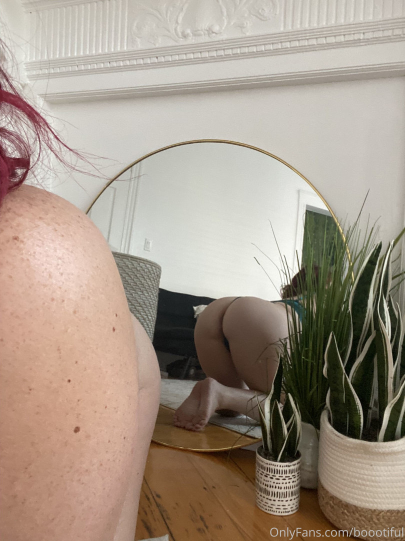 Photo by jaimeleecomedy published on August 7,2023 14:25:31 - BestThots