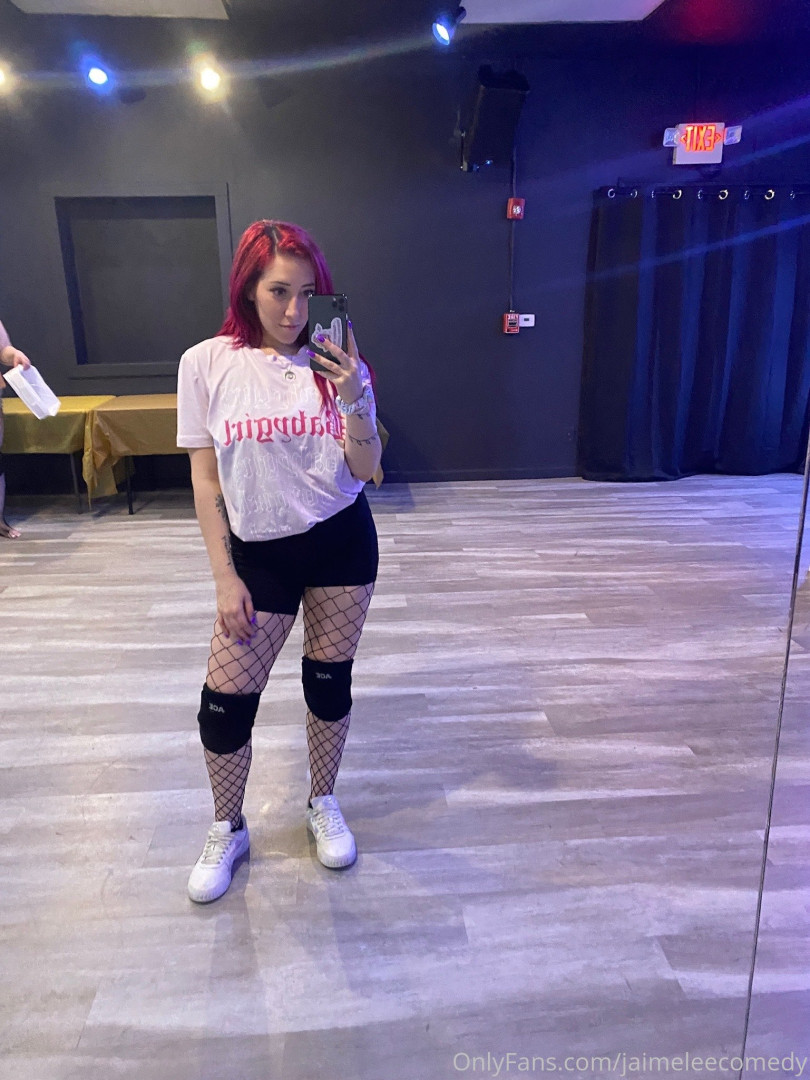 Photo by jaimeleecomedy published on August 7,2023 14:25:39 - BestThots