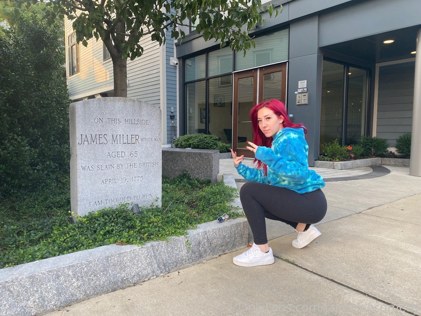 Photo by jaimeleecomedy published on August 7,2023 14:26:07 - BestThots