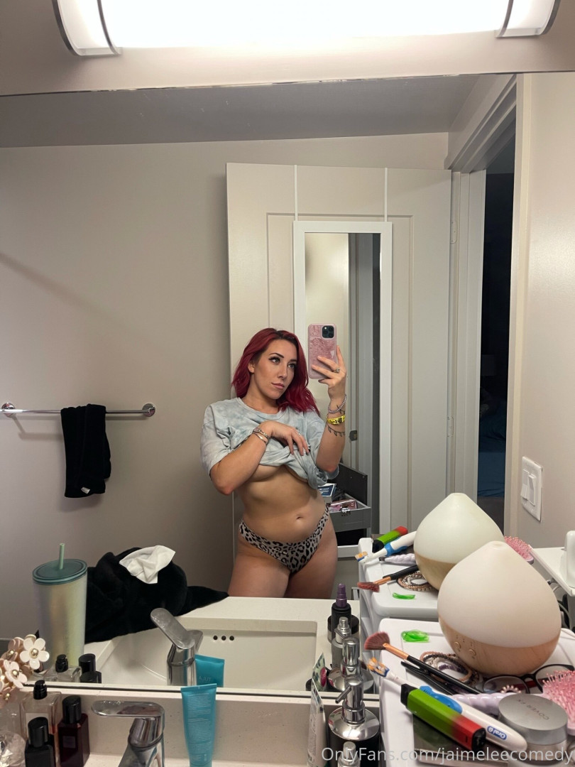 Photo by jaimeleecomedy published on August 7,2023 14:27:24 - BestThots