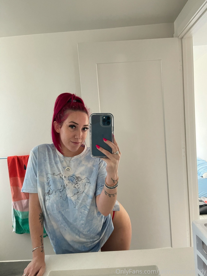 Photo by jaimeleecomedy published on August 7,2023 14:35:46 - BestThots