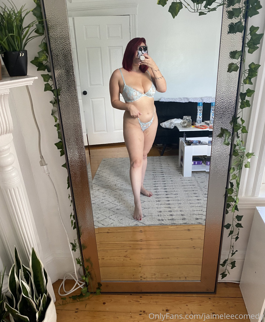 Photo by jaimeleecomedy published on August 7,2023 14:39:49 - BestThots