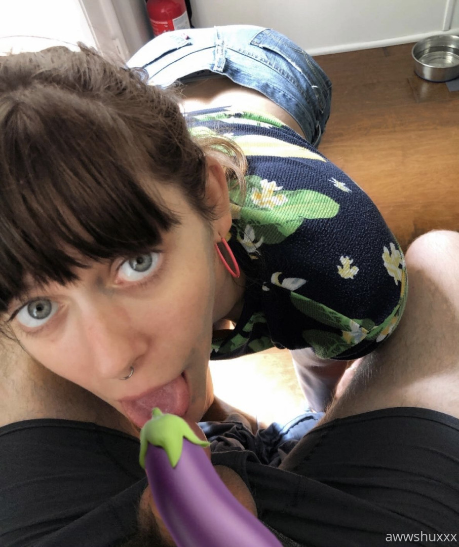 Photo by awwshuxxx published on June 11,2023 08:52:41 - BestThots