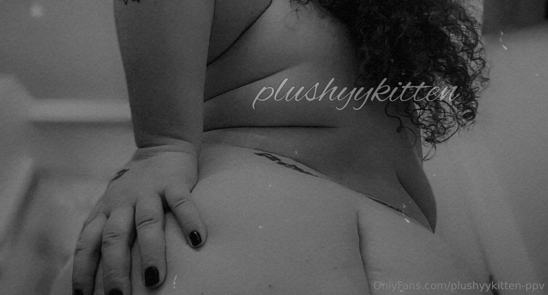 Photo by plushyykitten-ppv published on October 11,2023 09:35:52 - BestThots
