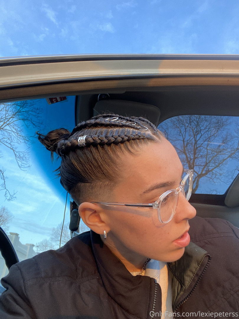Photo by lexiepeterss published on October 11,2023 14:42:16 - BestThots
