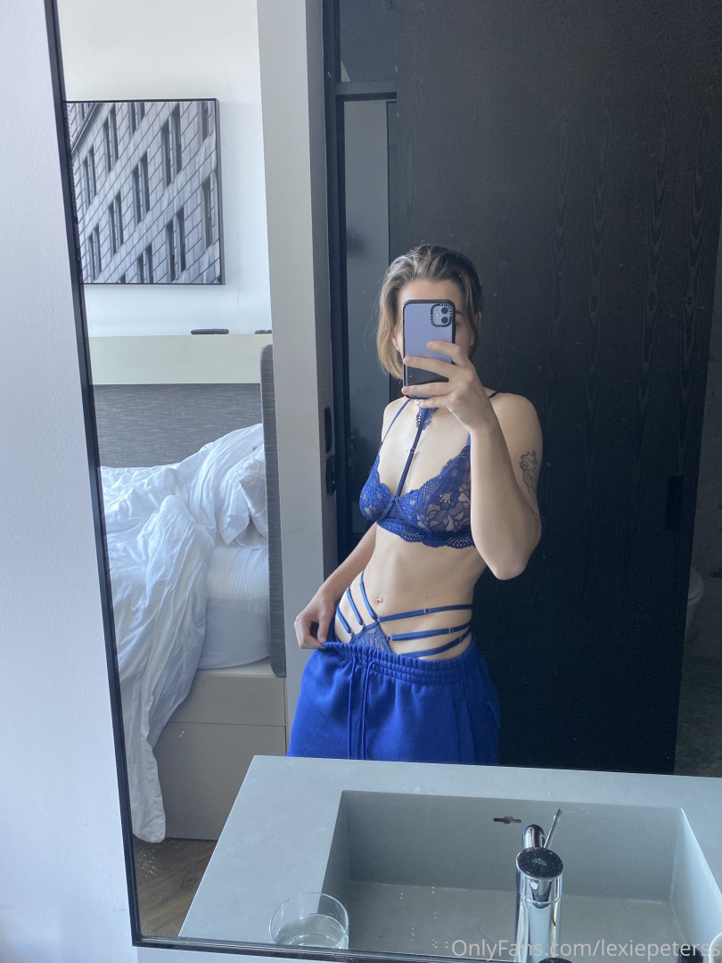 Photo by lexiepeterss published on October 11,2023 15:11:11 - BestThots
