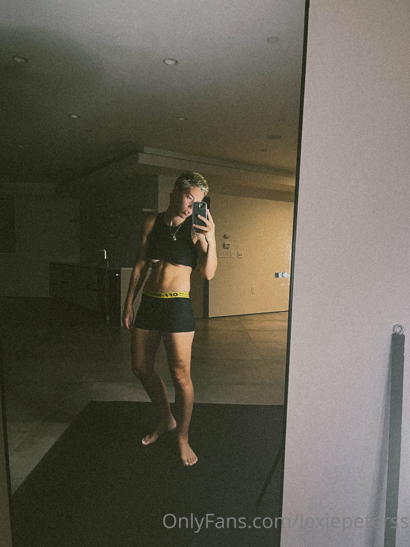 Photo by lexiepeterss published on October 11,2023 16:23:09 - BestThots