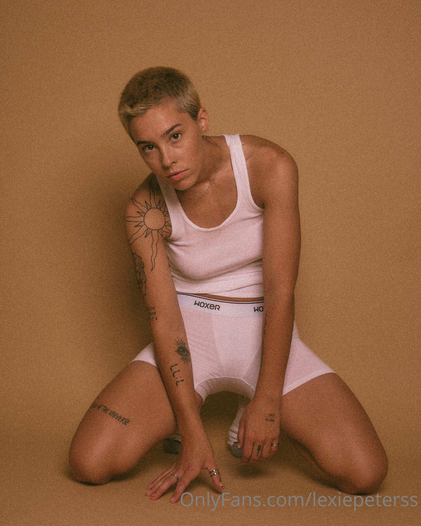 Photo by lexiepeterss published on October 11,2023 17:06:24 - BestThots