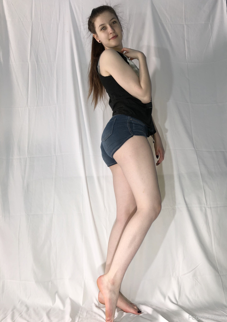 Photo by footiesfeets published on January 15,2024 03:32:21 - BestThots