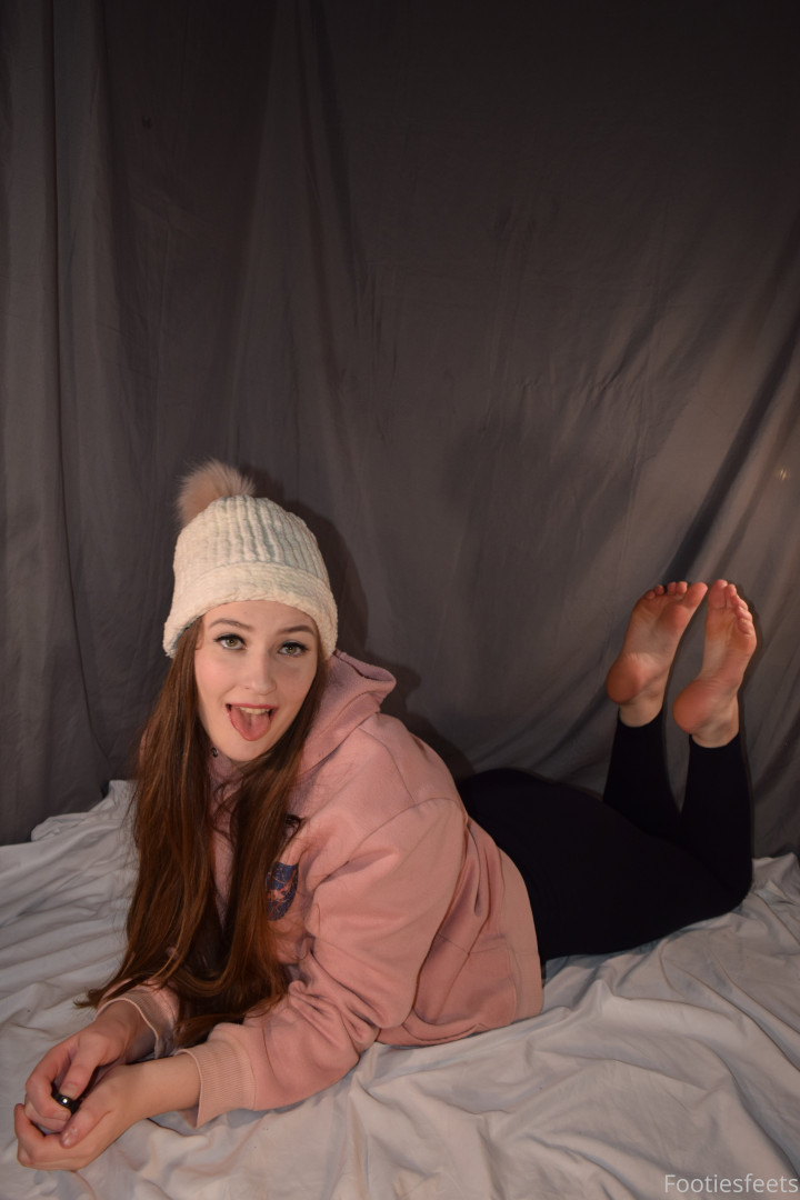 Photo by footiesfeets published on January 15,2024 03:32:36 - BestThots