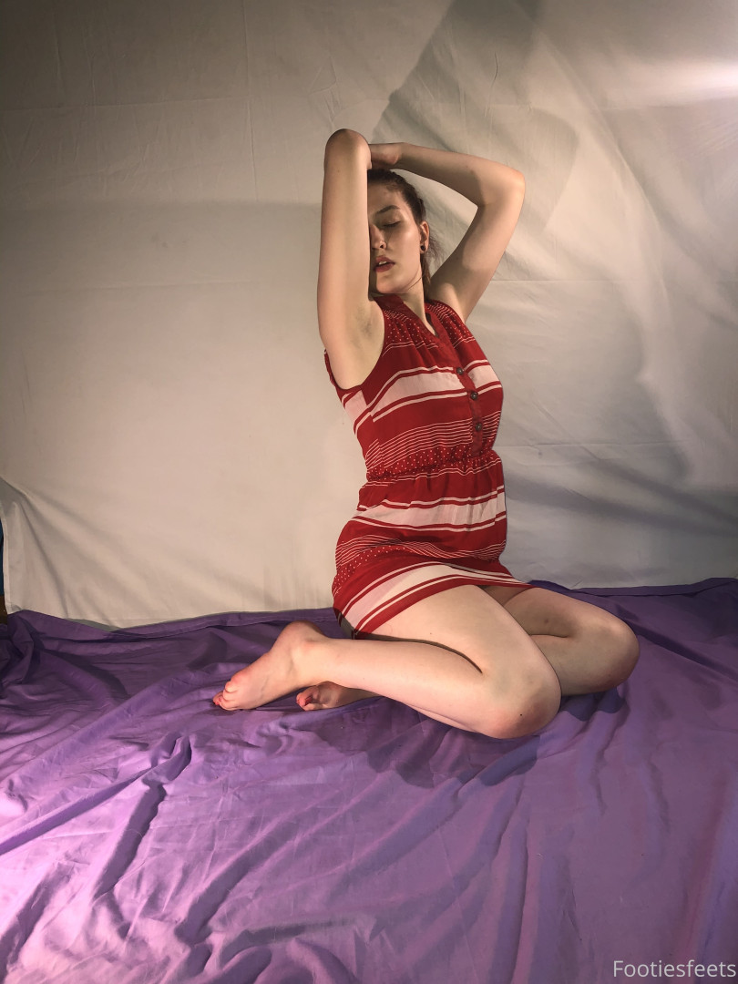 Photo by footiesfeets published on January 15,2024 03:34:23 - BestThots