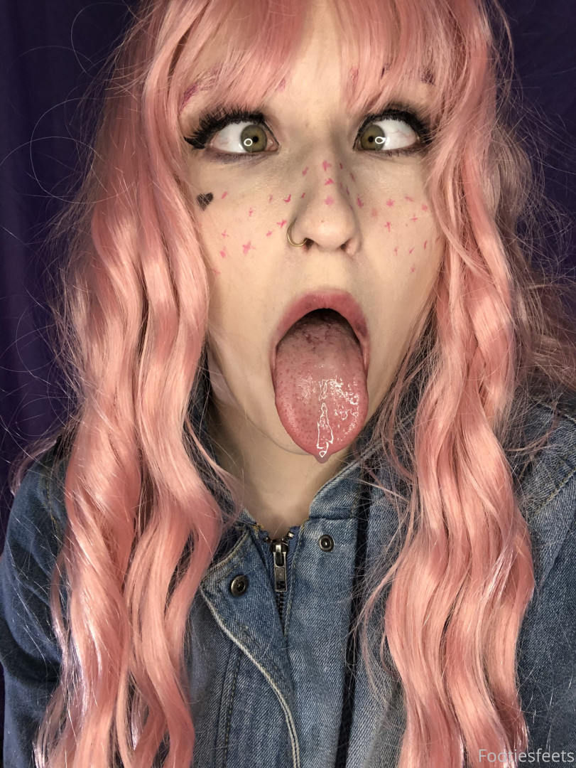 Photo by footiesfeets published on January 15,2024 03:36:55 - BestThots