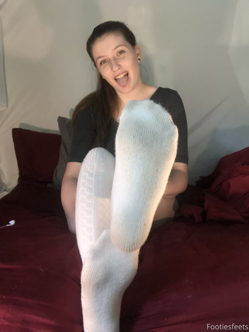 Photo by footiesfeets published on January 15,2024 03:37:43 - BestThots