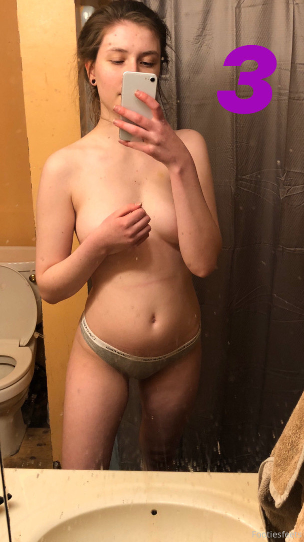 Photo by footiesfeets published on January 15,2024 03:38:44 - BestThots