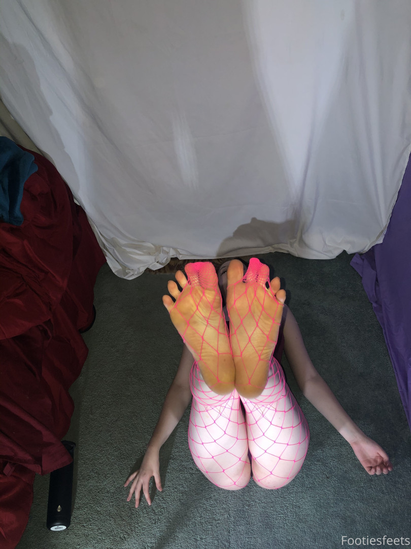 Photo by footiesfeets published on January 15,2024 03:40:40 - BestThots