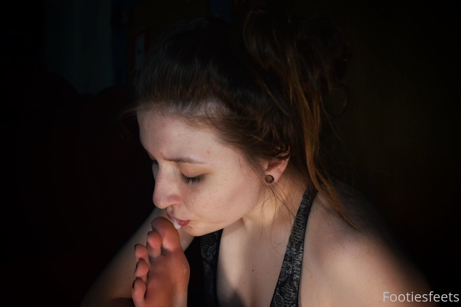 Photo by footiesfeets published on January 15,2024 03:41:49 - BestThots