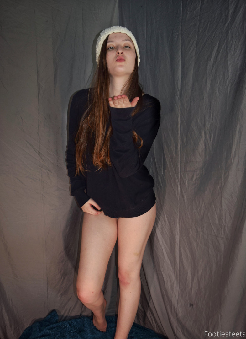 Photo by footiesfeets published on January 15,2024 03:43:52 - BestThots
