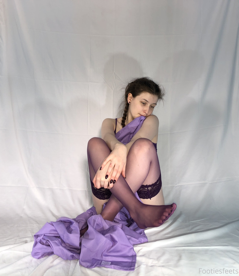 Photo by footiesfeets published on January 15,2024 03:44:31 - BestThots