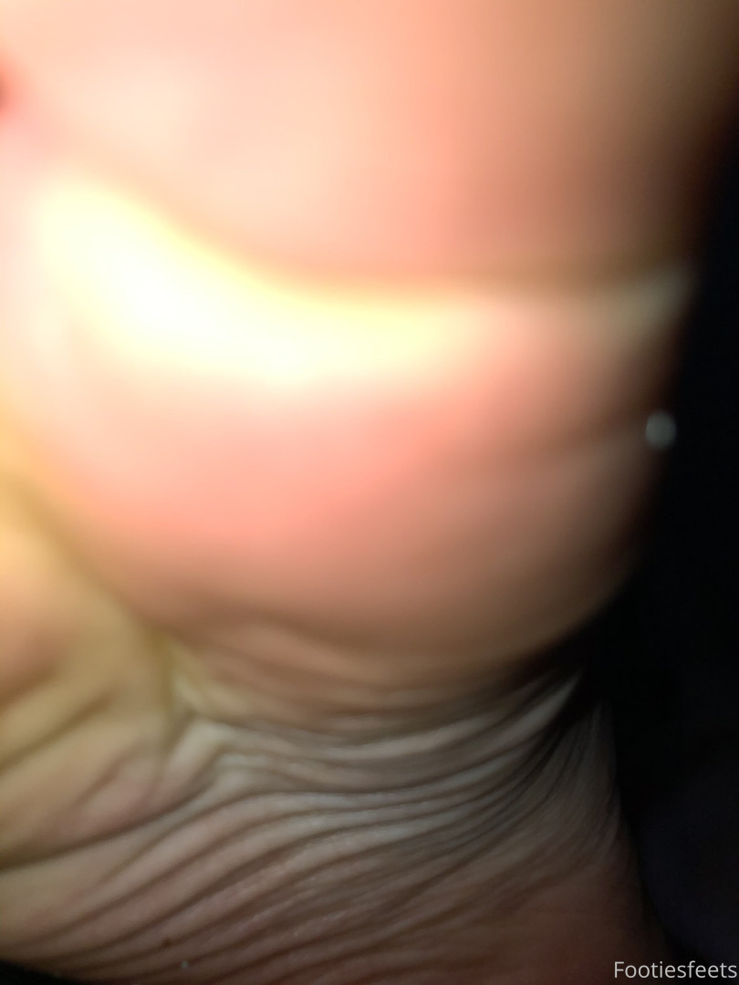 Photo by footiesfeets published on January 15,2024 03:45:20 - BestThots