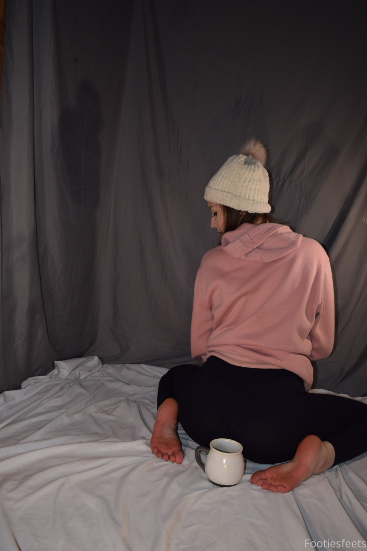Photo by footiesfeets published on January 15,2024 03:45:33 - BestThots