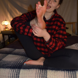 footiesfeets #9296703
