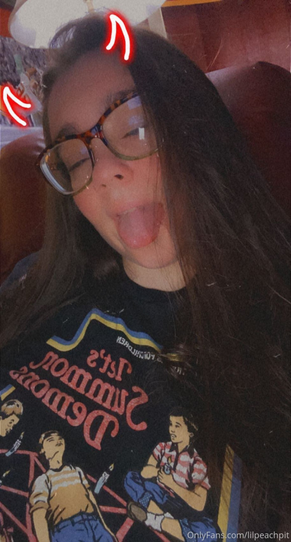 Photo by lilpeachpit published on May 22,2023 18:24:37 - BestThots