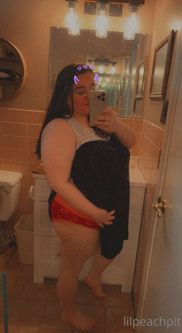 Photo by lilpeachpit published on May 22,2023 18:24:57 - BestThots