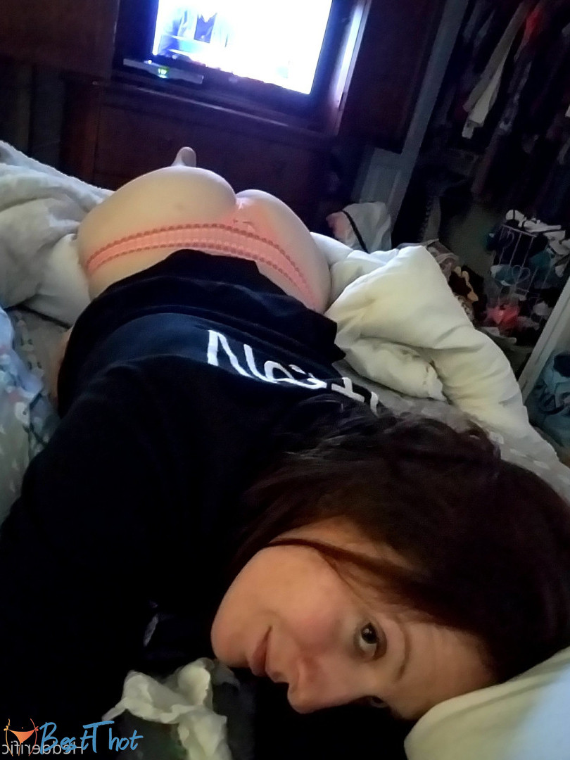 Photo by reneequinnxxx published on December 19,2024 22:08:24 - BestThots