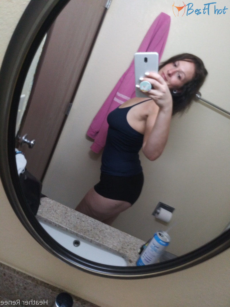 Photo by reneequinnxxx published on December 19,2024 23:07:00 - BestThots