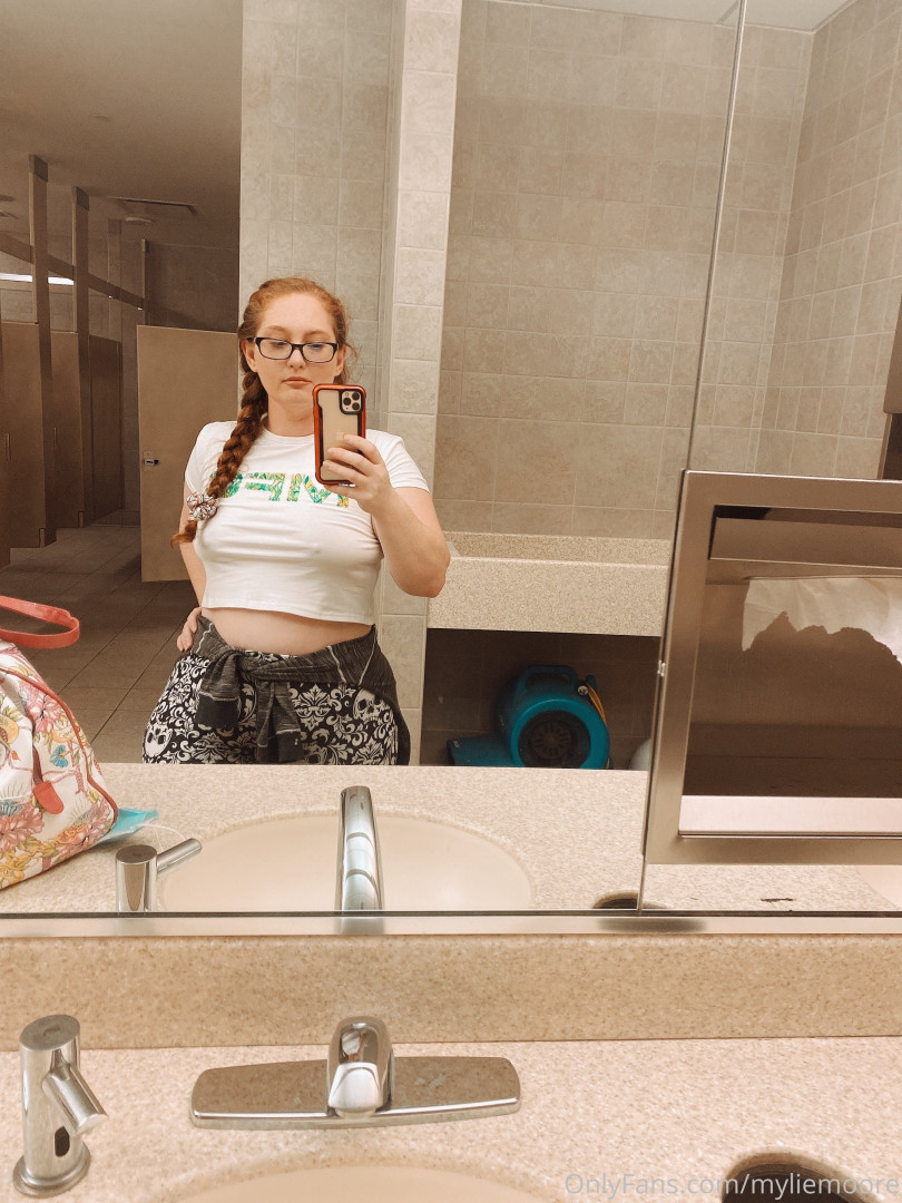 Photo by myliemoore published on October 16,2023 23:05:32 - BestThots