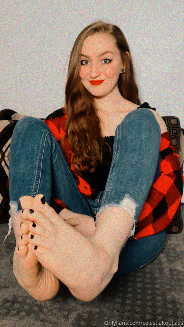Photo by celestialtootsies published on October 16,2023 04:55:36 - BestThots