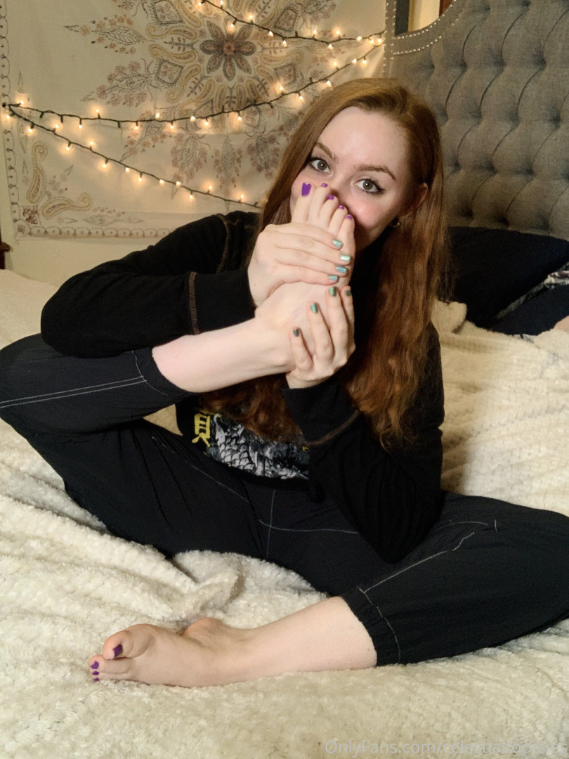 Photo by celestialtootsies published on October 16,2023 05:10:54 - BestThots