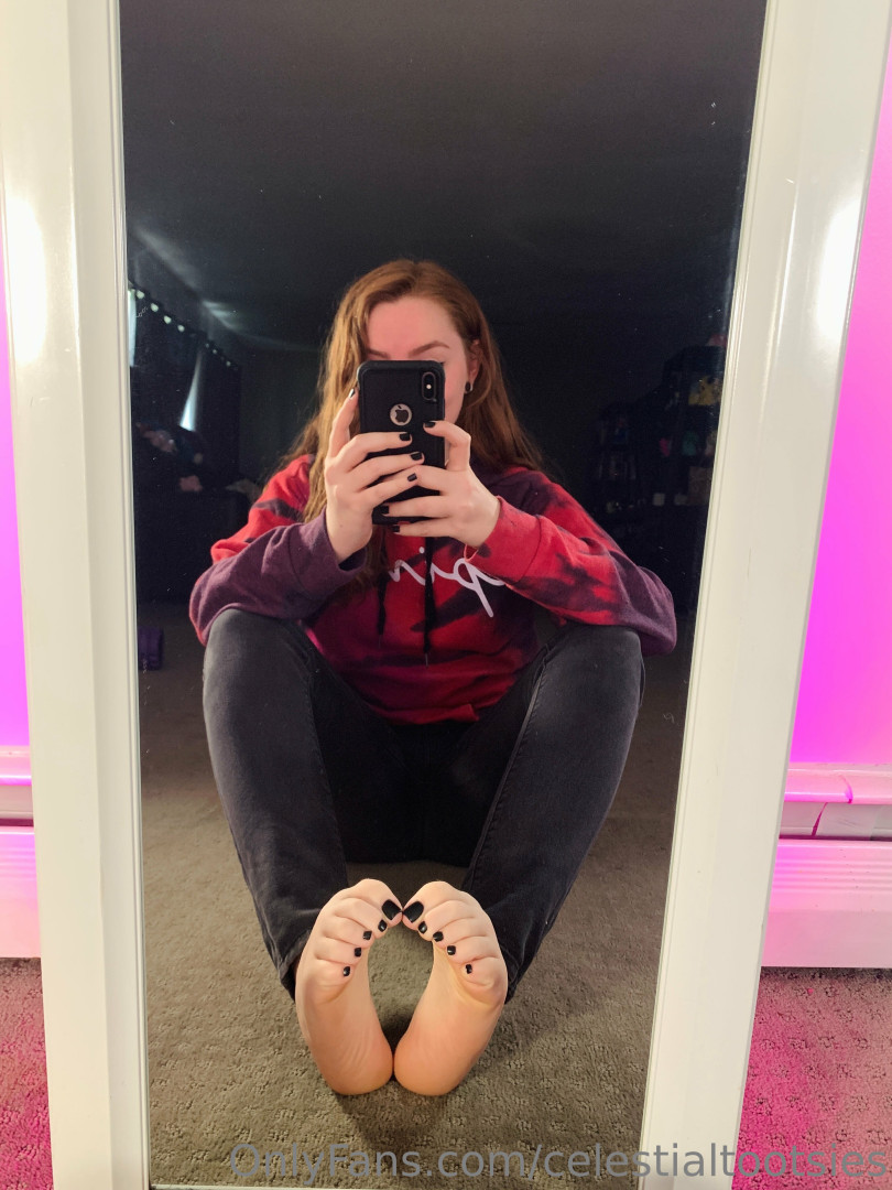 Photo by celestialtootsies published on October 16,2023 05:20:14 - BestThots